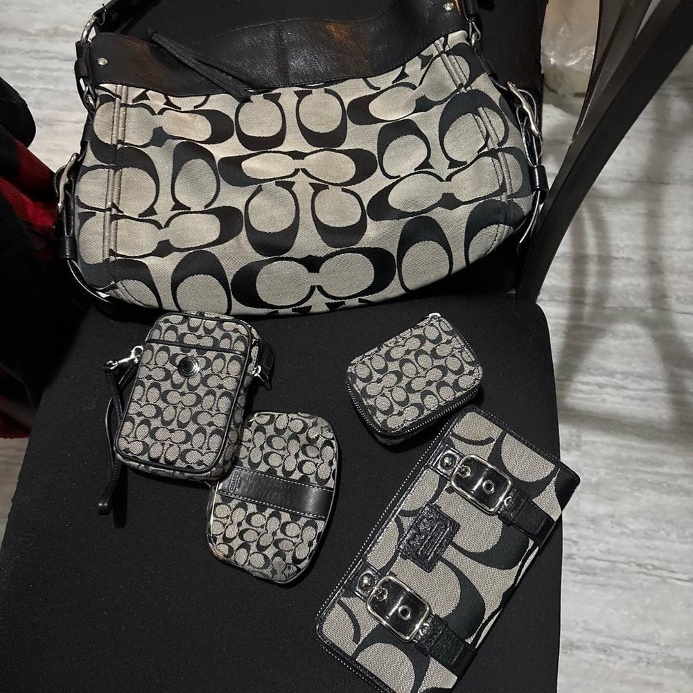 Coach Black and Cream Signature Shoulder Bag Set